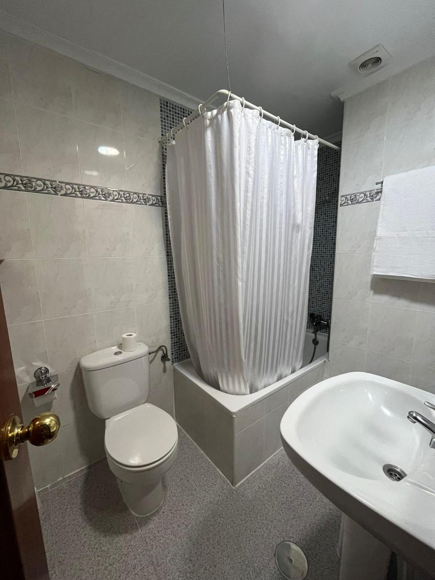 Hotel La Basilica Venta De Banos Bagian luar foto